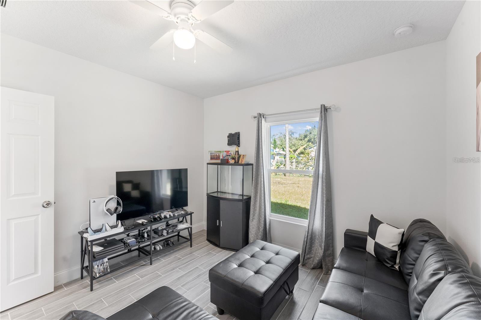 Image 14 of 23 For 6495 Eve Street