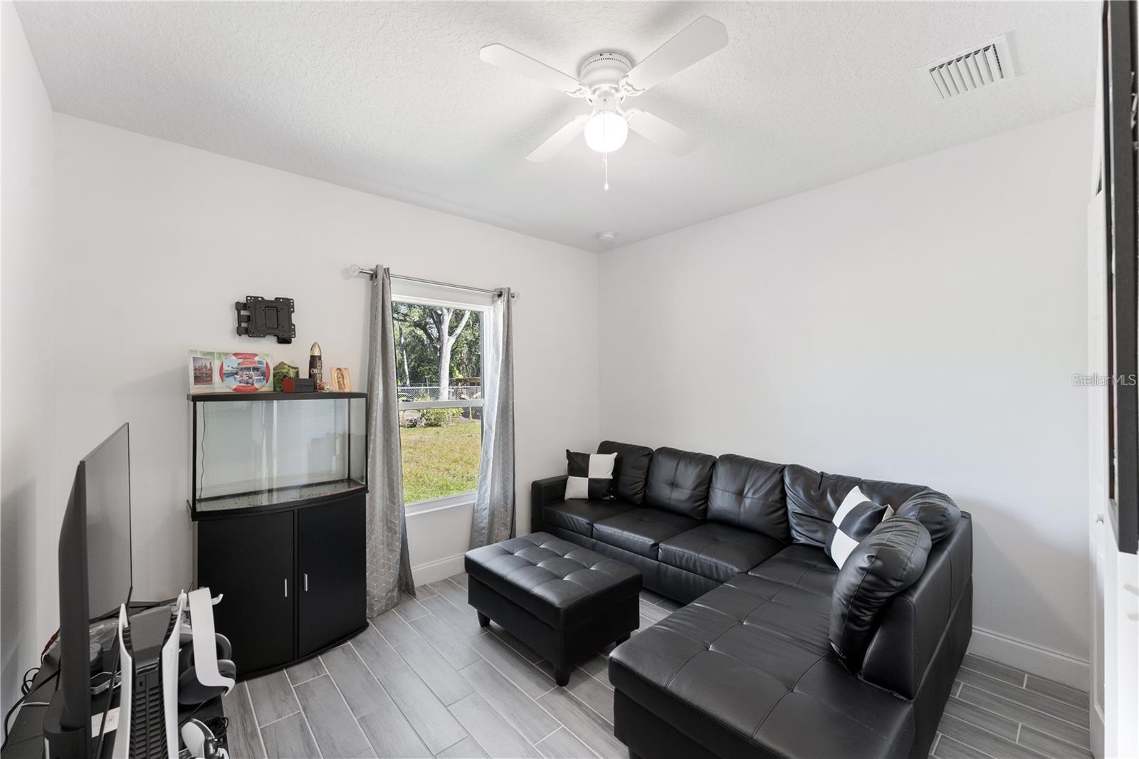 Image 15 of 23 For 6495 Eve Street