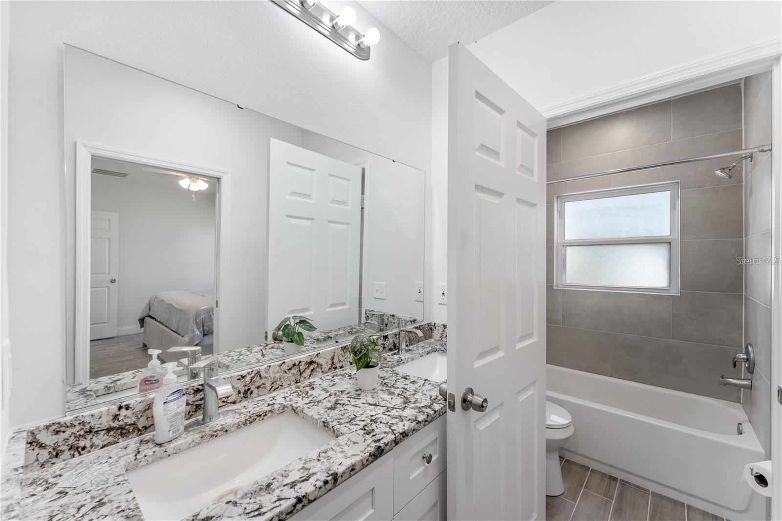 Image 17 of 23 For 6495 Eve Street