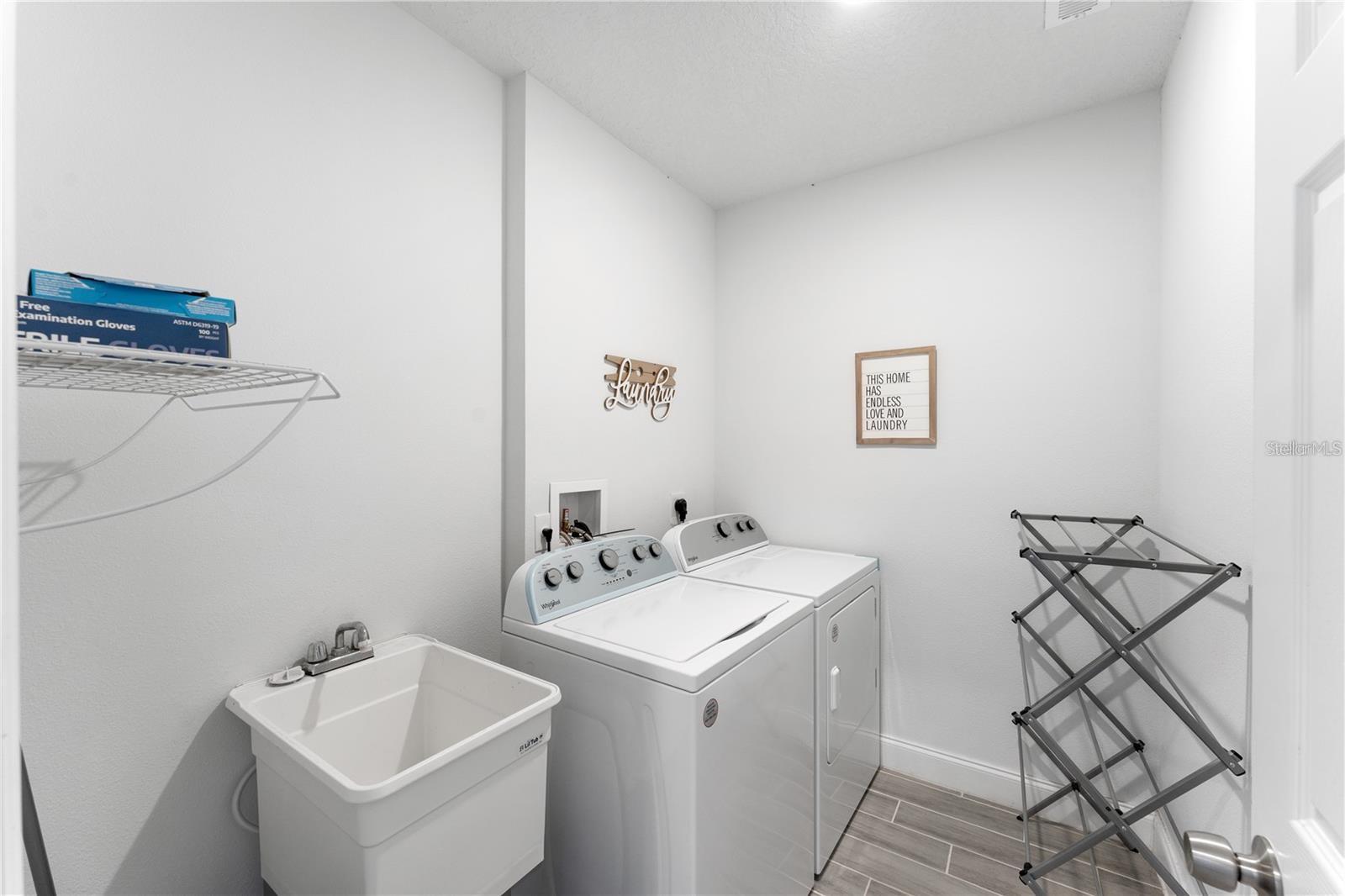 Image 18 of 23 For 6495 Eve Street