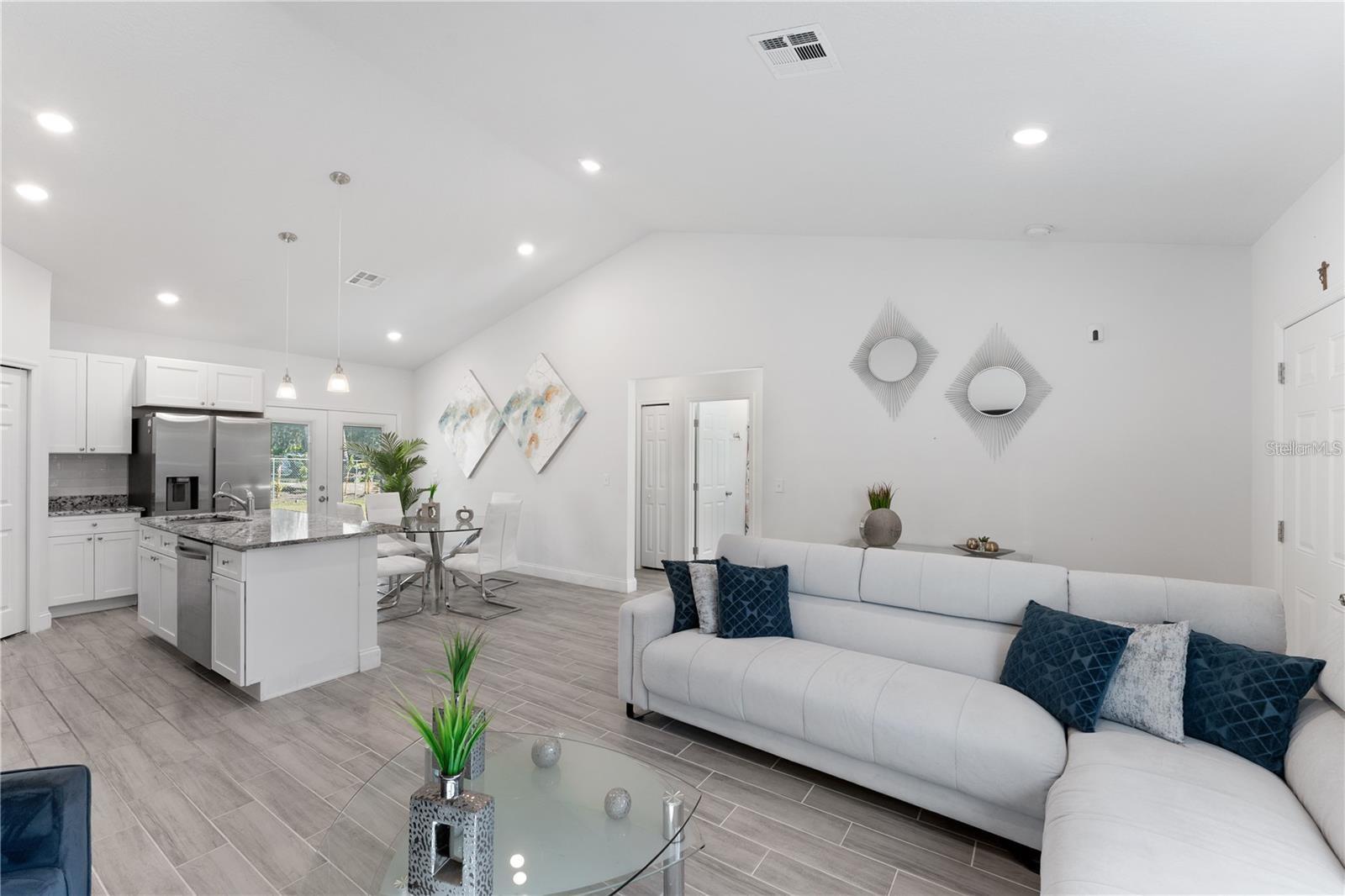 Image 7 of 23 For 6495 Eve Street