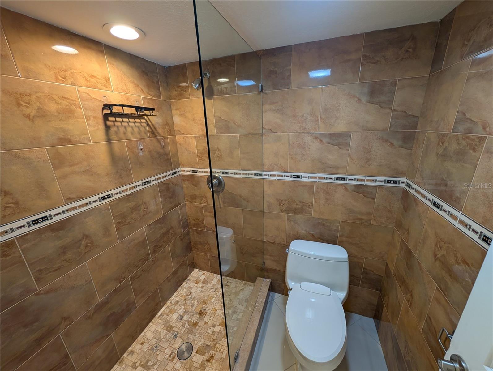 Image 21 of 27 For 7512 Dolonita Drive