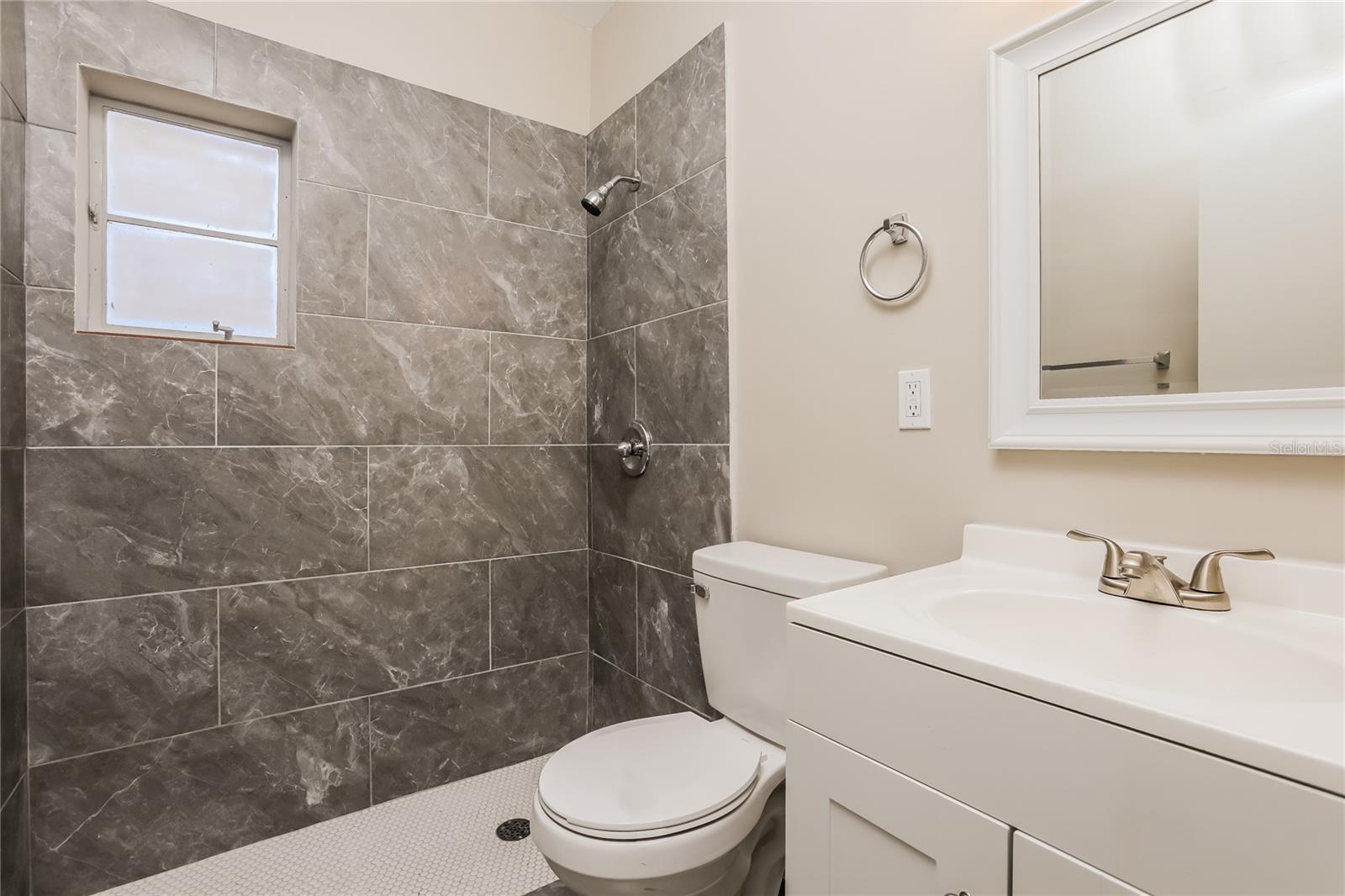 Image 13 of 17 For 5203 Montague Place