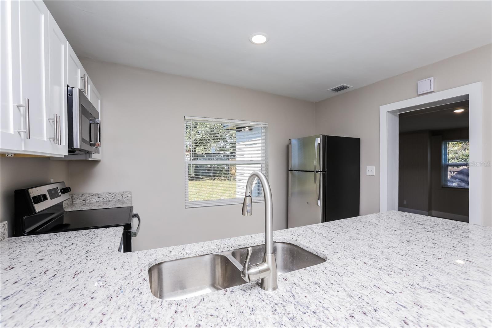 Image 4 of 17 For 5203 Montague Place