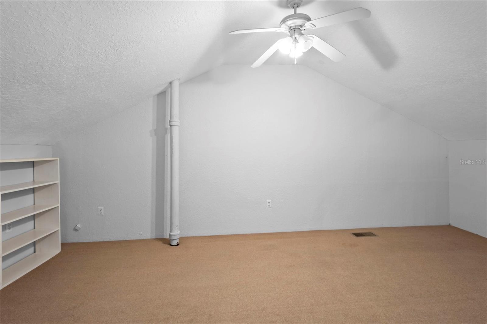 Image 30 of 54 For 615 Palmetto Court