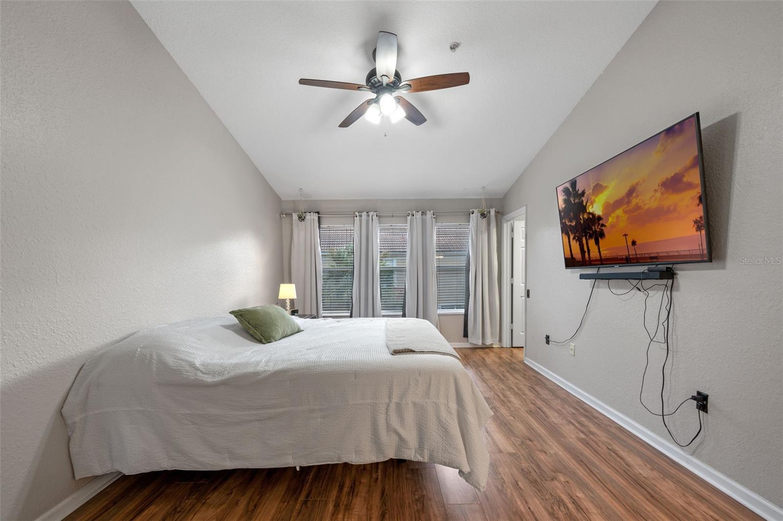 Image 15 of 43 For 3393 Shallot Drive 107