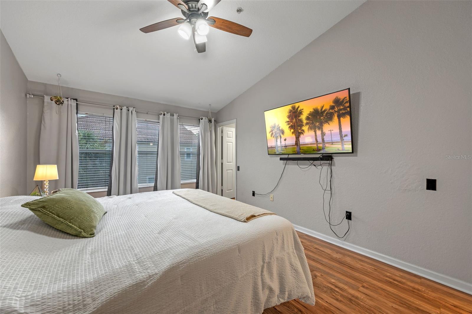 Image 17 of 43 For 3393 Shallot Drive 107