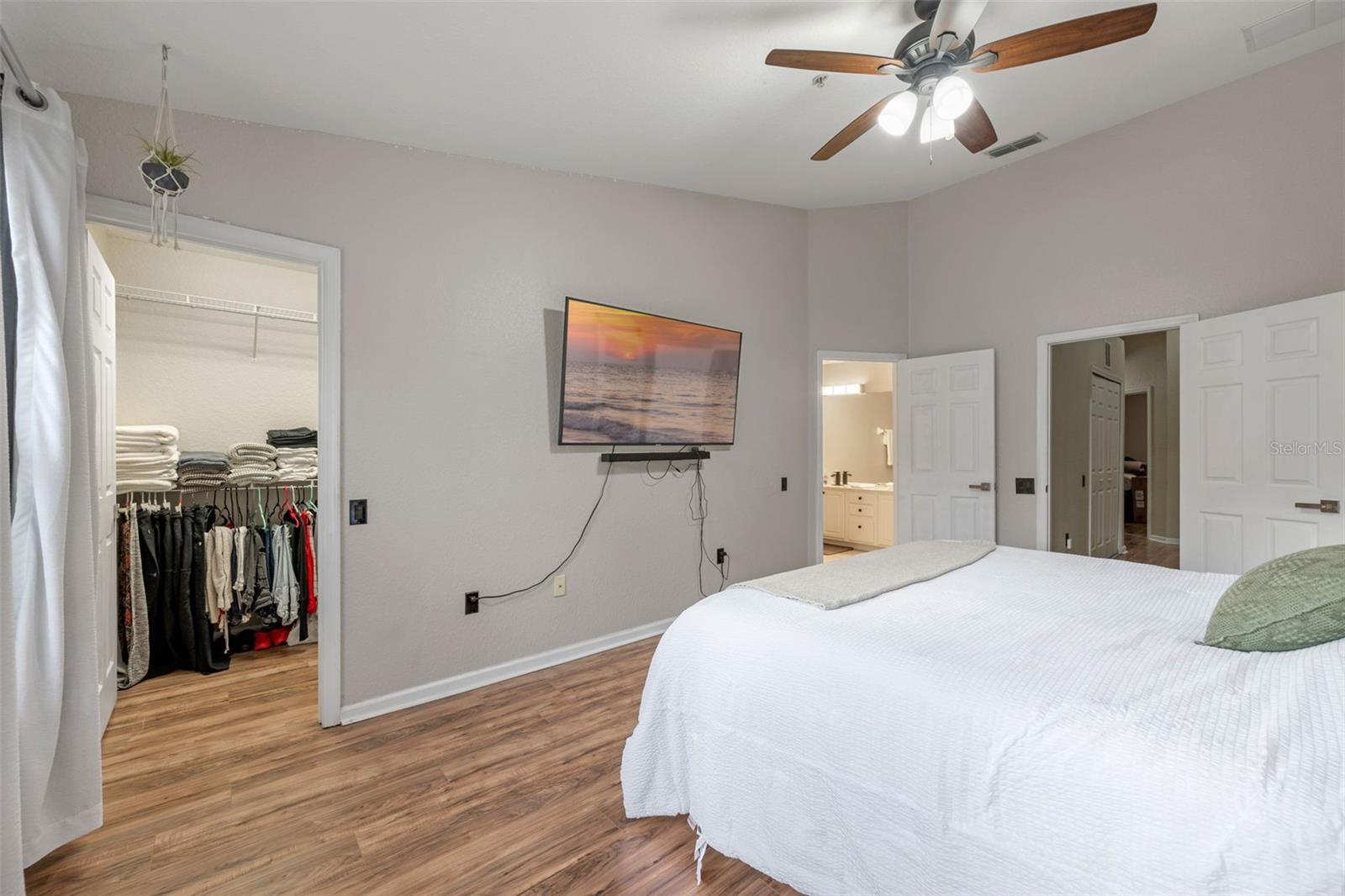 Image 18 of 43 For 3393 Shallot Drive 107