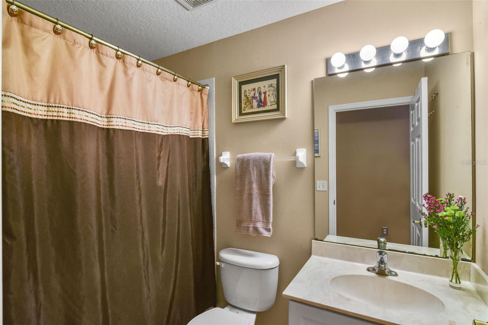 Image 14 of 22 For 741 Jeffcoat Street