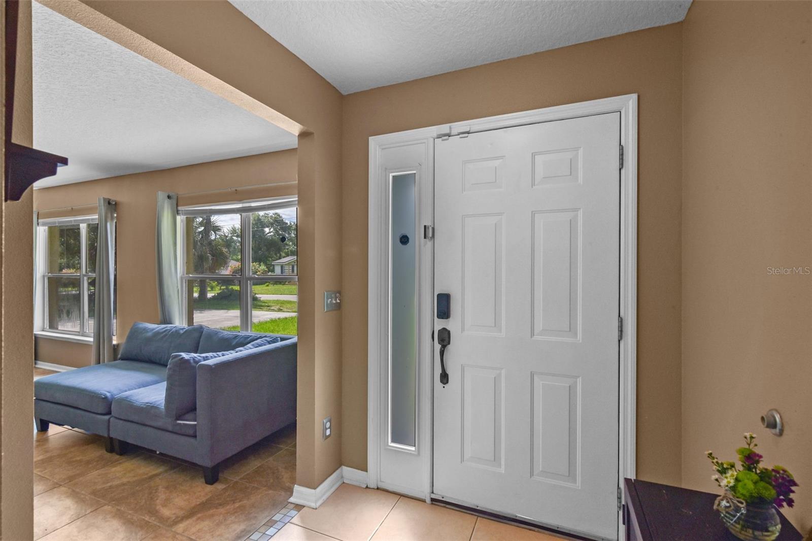 Image 2 of 22 For 741 Jeffcoat Street