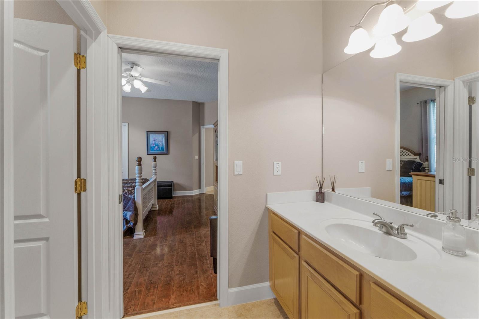 Image 27 of 37 For 4808 Lorraine Way