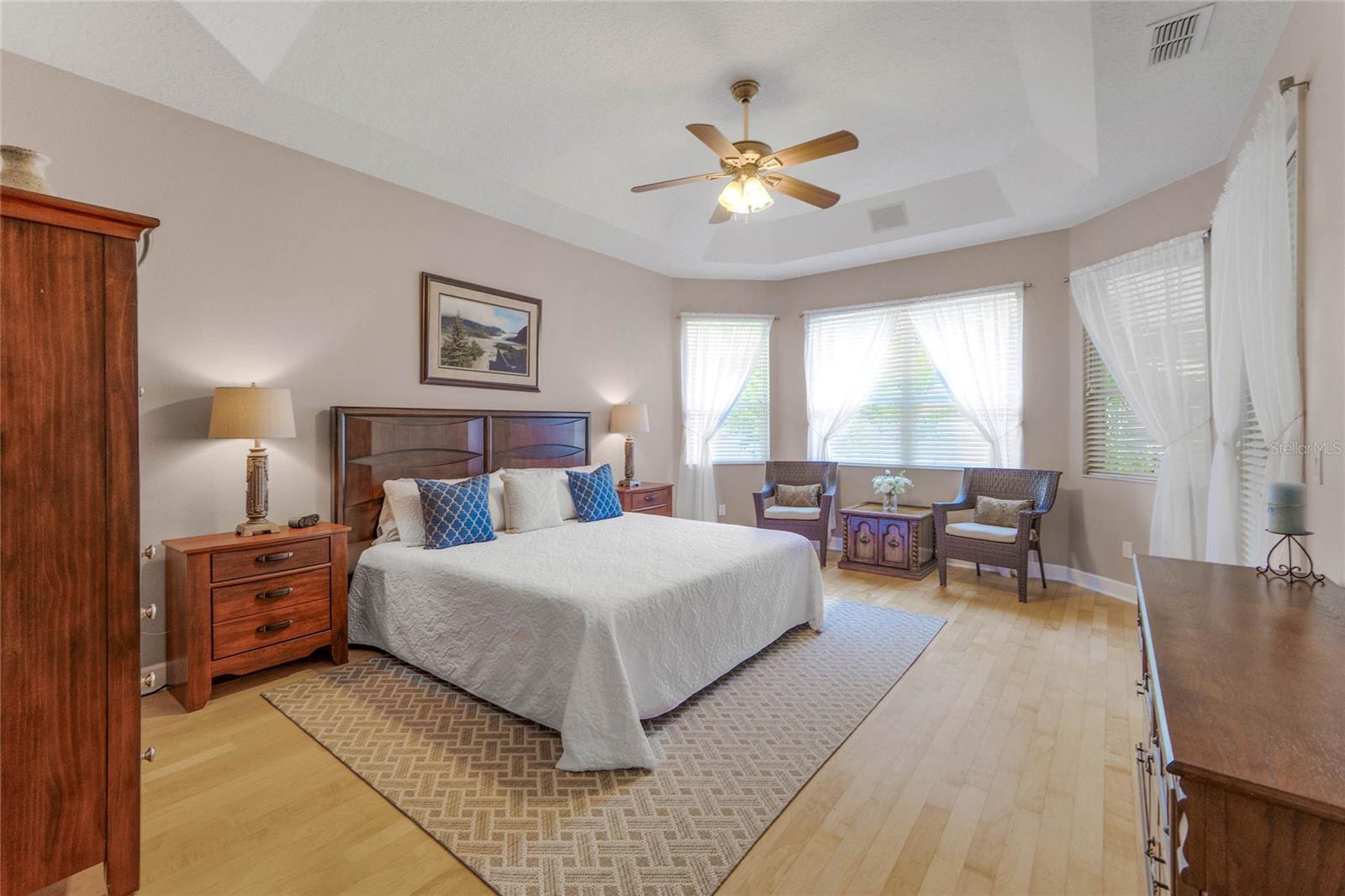 Image 5 of 37 For 4808 Lorraine Way