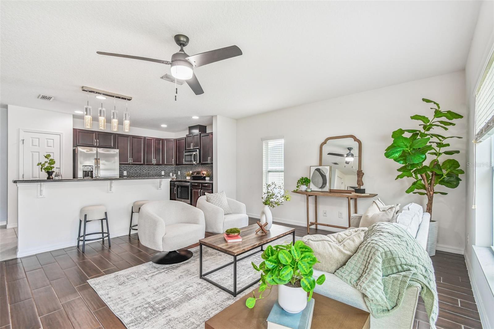 Image 17 of 66 For 10250 Lenox Street