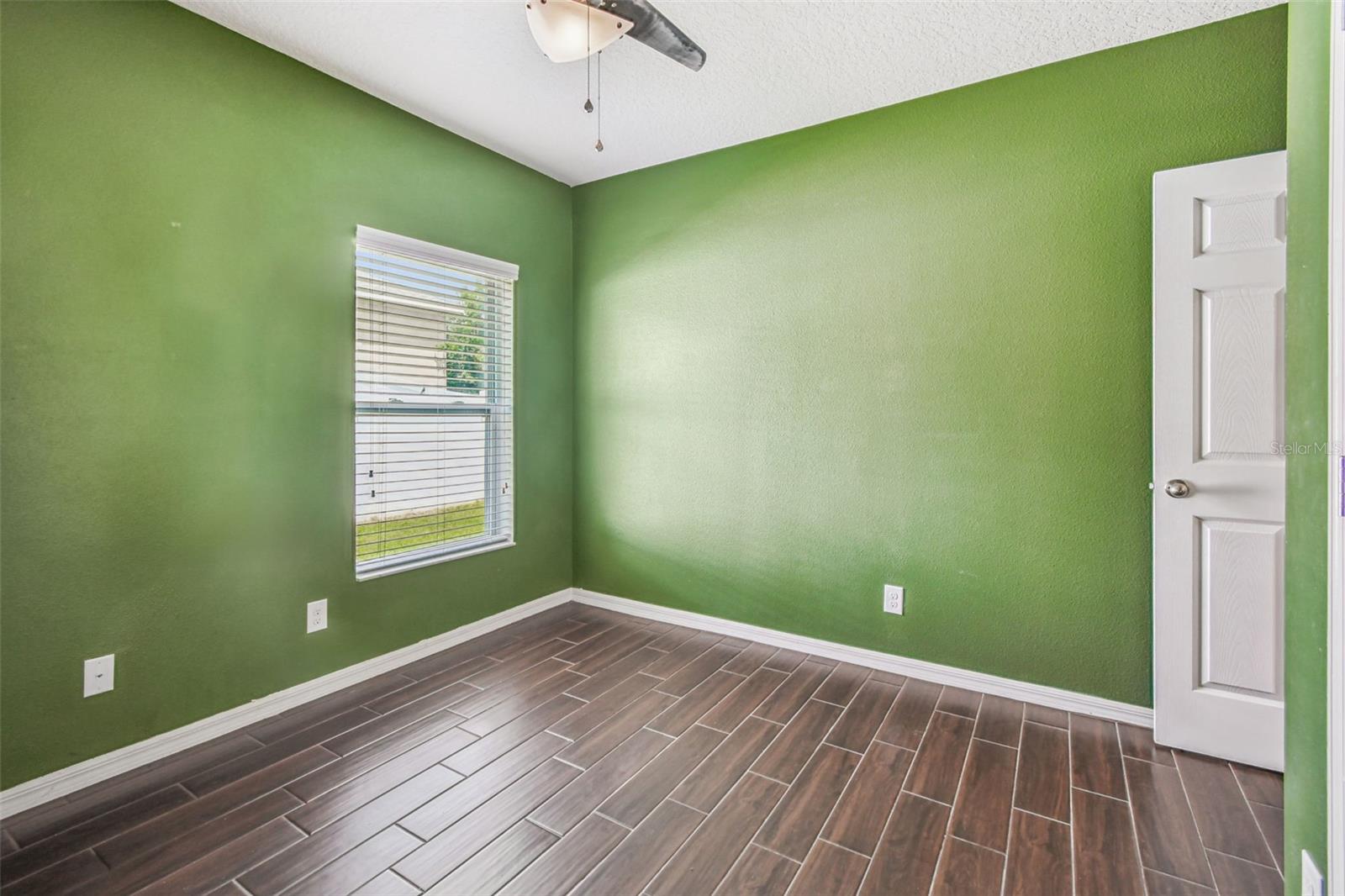 Image 37 of 66 For 10250 Lenox Street