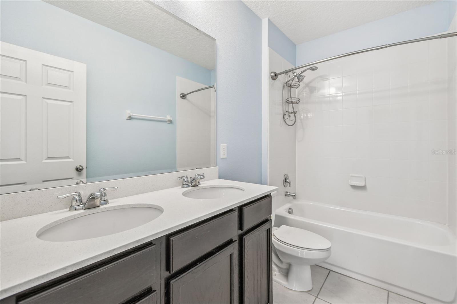 Image 42 of 66 For 10250 Lenox Street