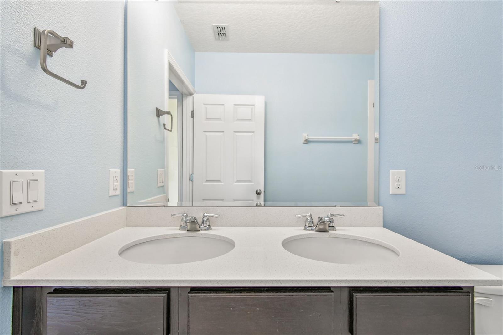 Image 43 of 66 For 10250 Lenox Street