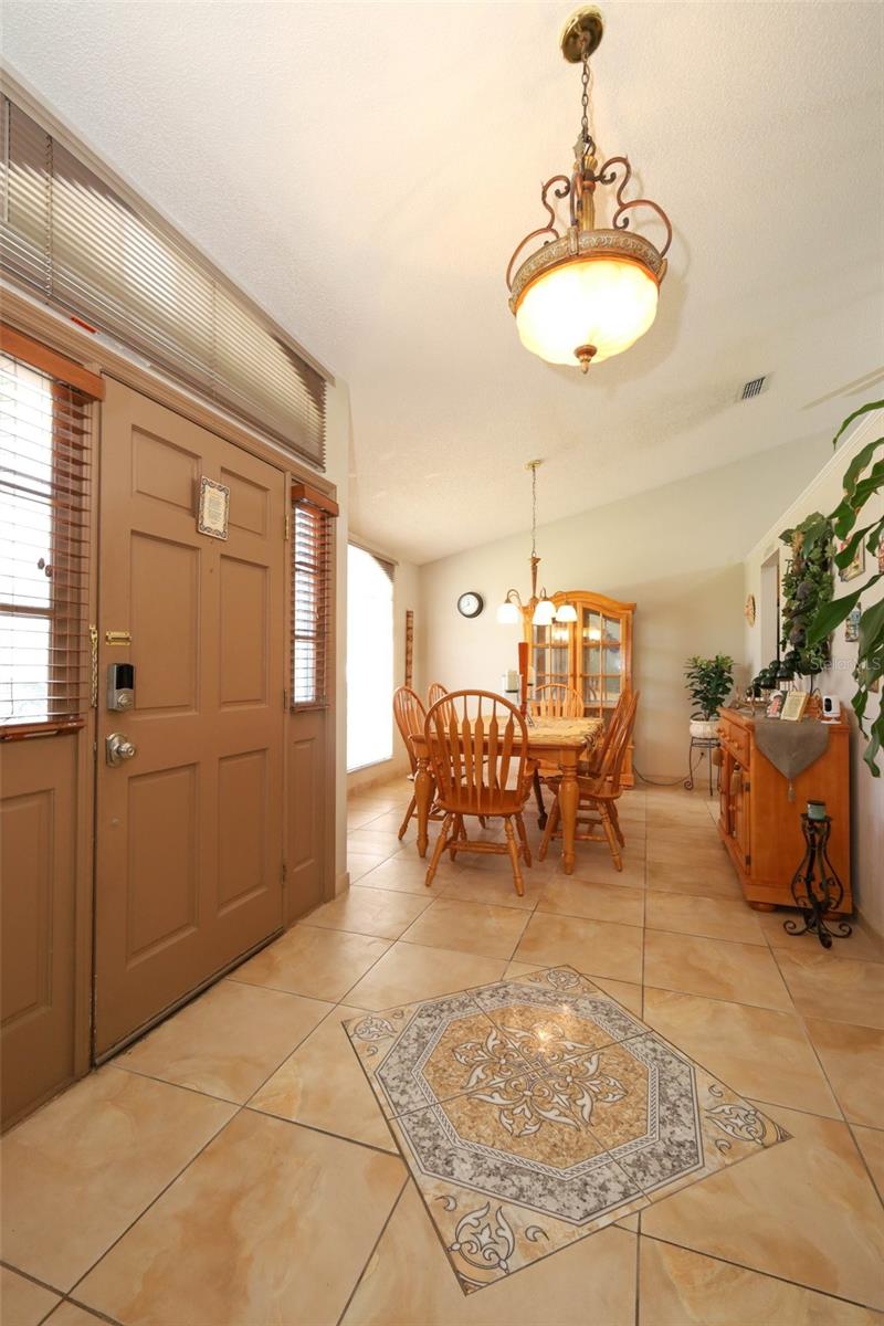 Image 11 of 42 For 447 Lytton Circle