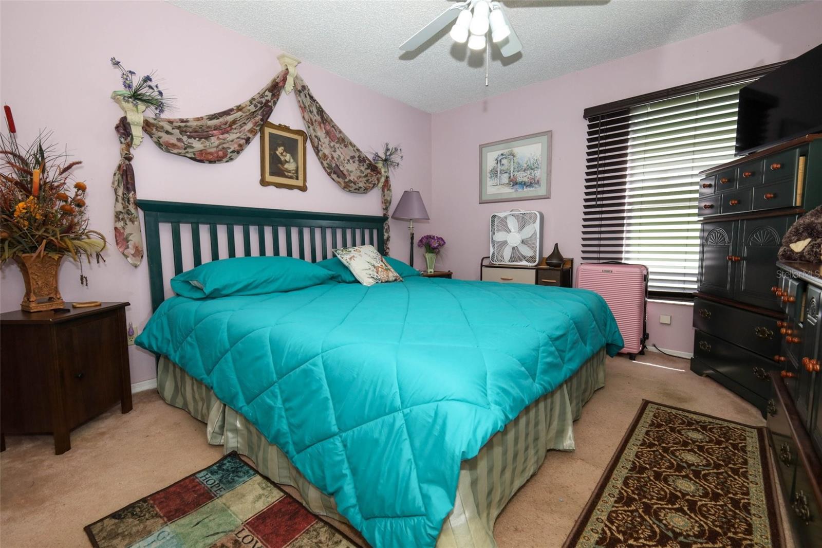 Image 22 of 42 For 447 Lytton Circle
