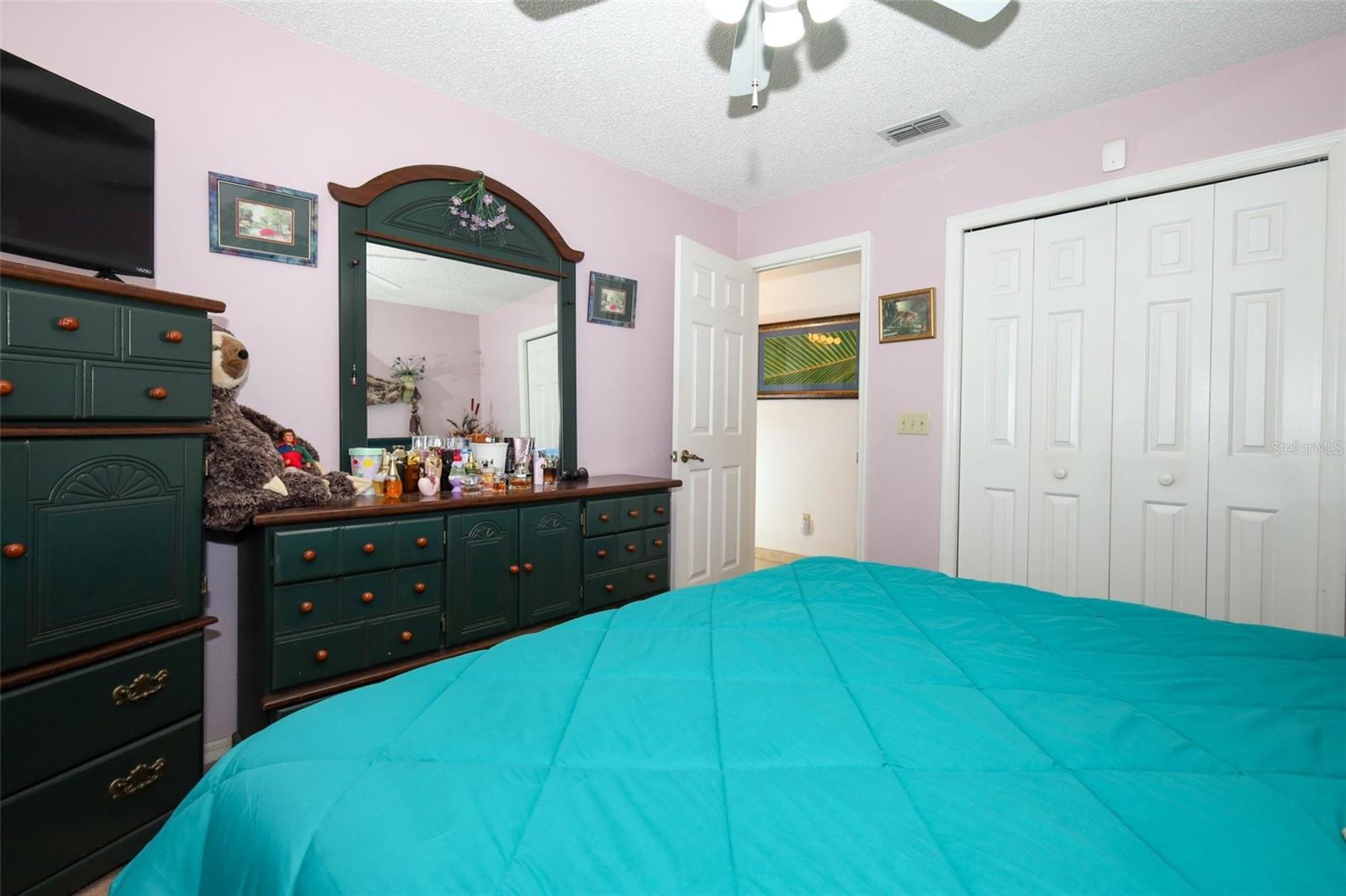 Image 23 of 42 For 447 Lytton Circle
