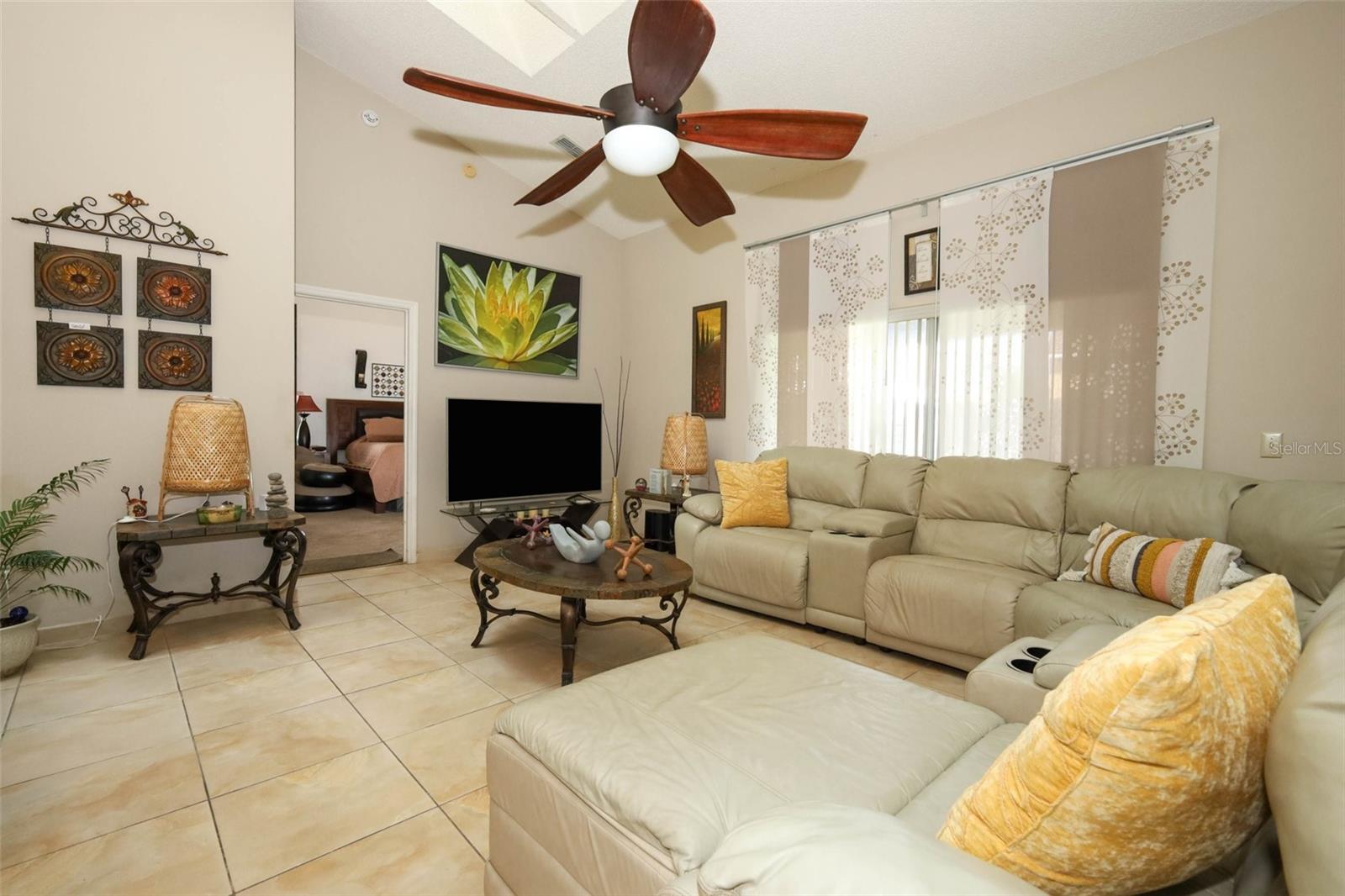 Image 4 of 42 For 447 Lytton Circle