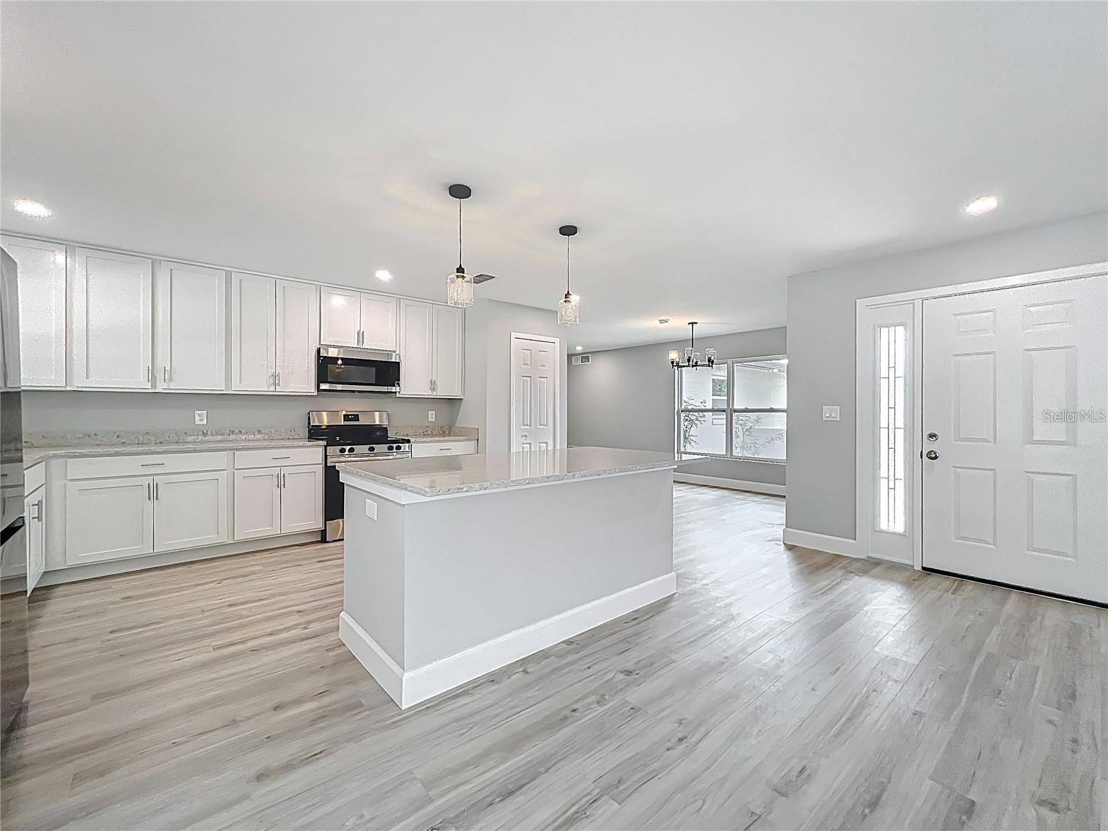 Image 13 of 31 For 8676 Hillside Drive