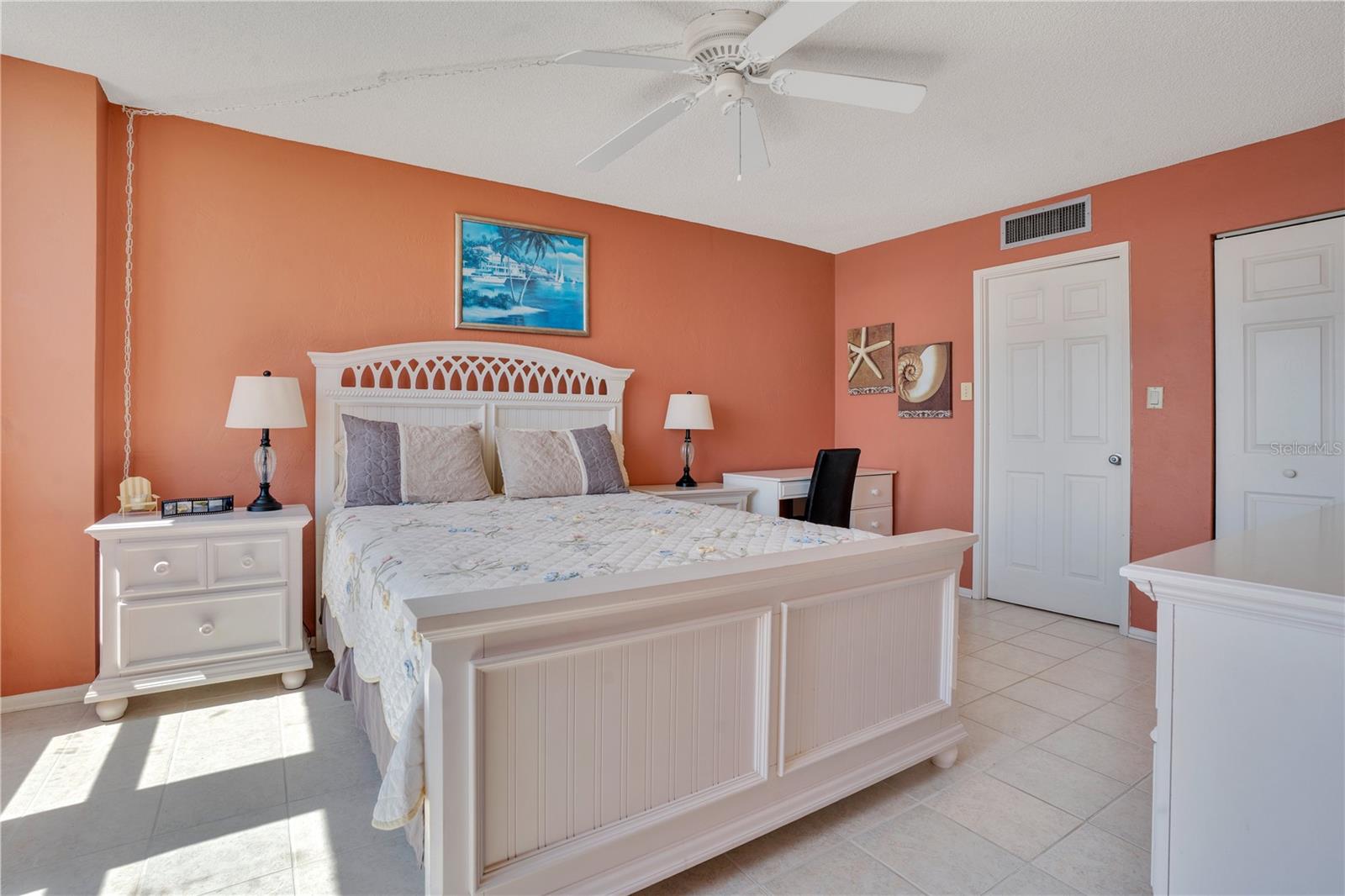Image 22 of 41 For 2987 South Atlantic Ave  801