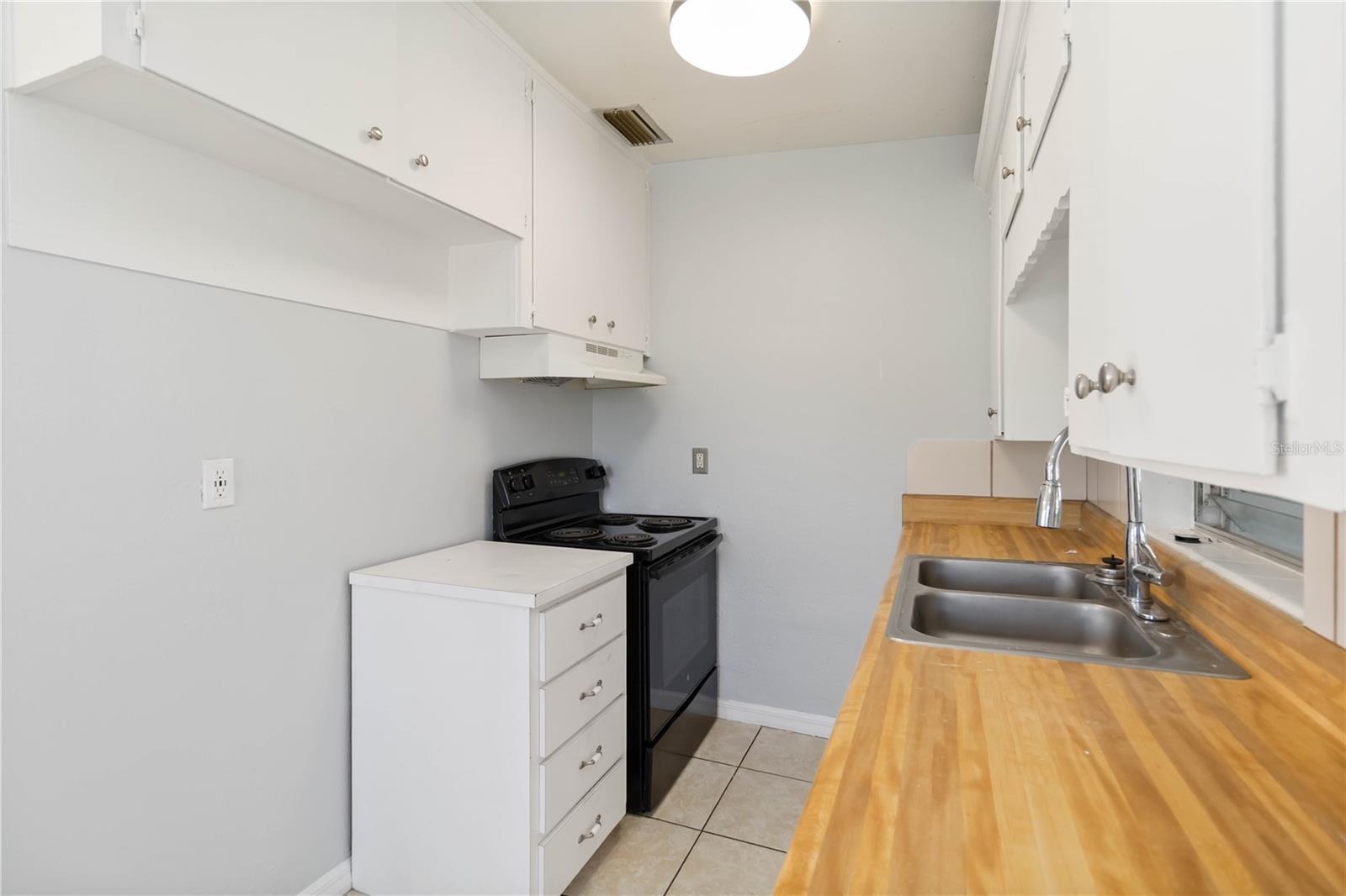 Image 11 of 23 For 5402 Curry Ford Road