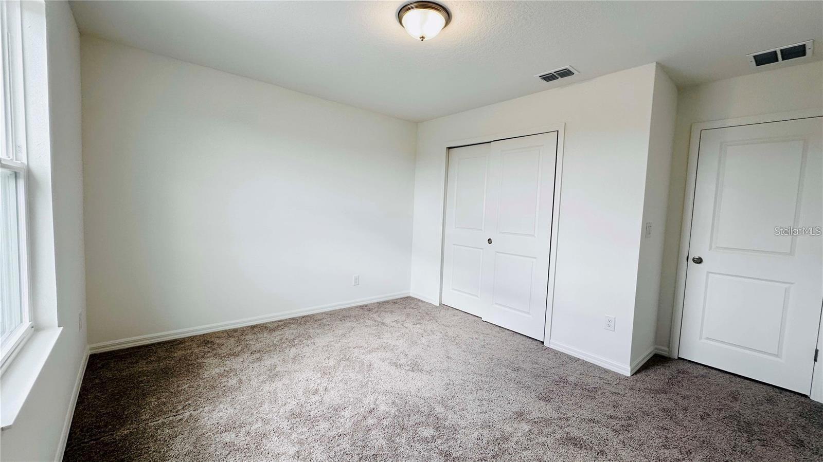 Image 16 of 23 For 9567 Sandy Bluffs Circle