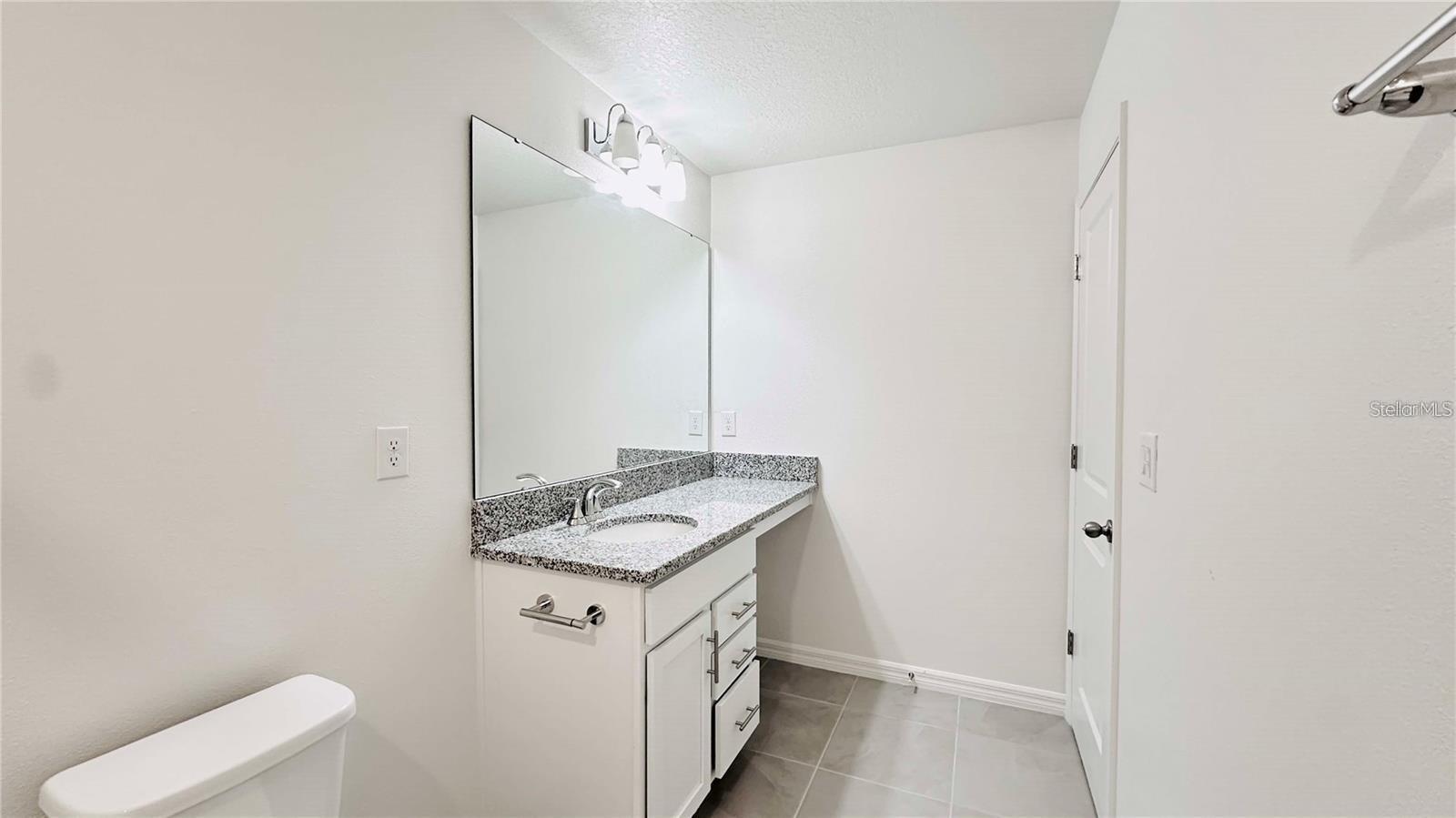 Image 20 of 23 For 9567 Sandy Bluffs Circle