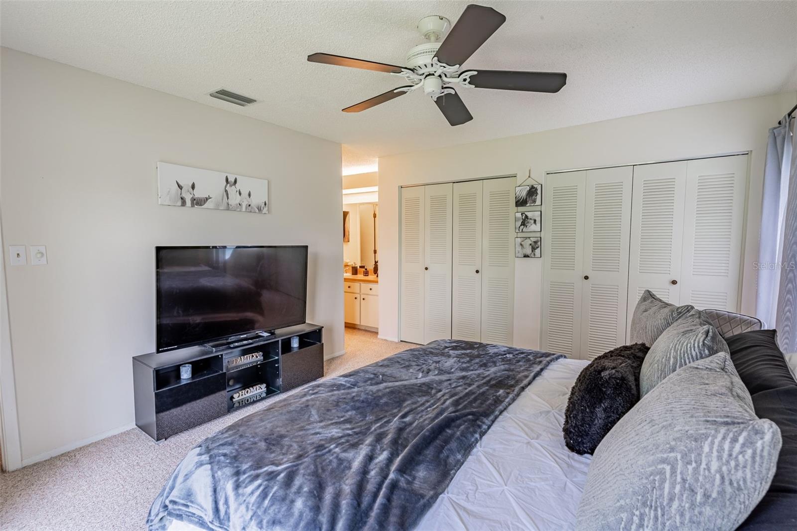 Image 10 of 33 For 6308 Fernbrook Court
