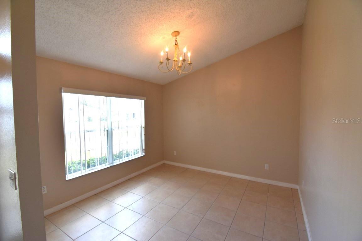 Image 5 of 9 For 313 Drum Lane