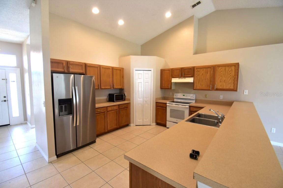 Image 7 of 9 For 313 Drum Lane