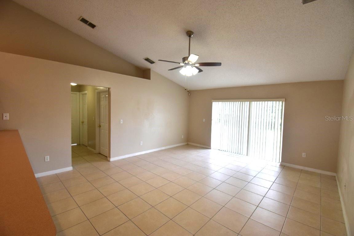 Image 9 of 9 For 313 Drum Lane