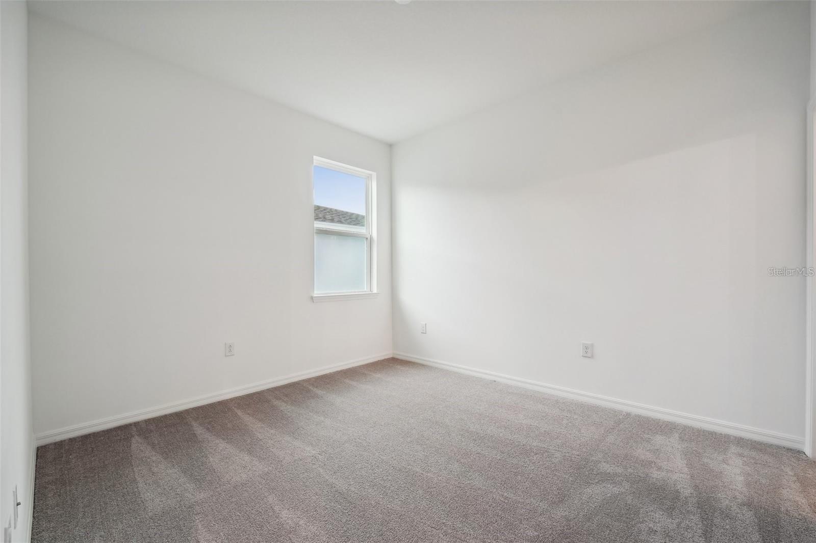 Image 22 of 35 For 6506 Waterlily Place