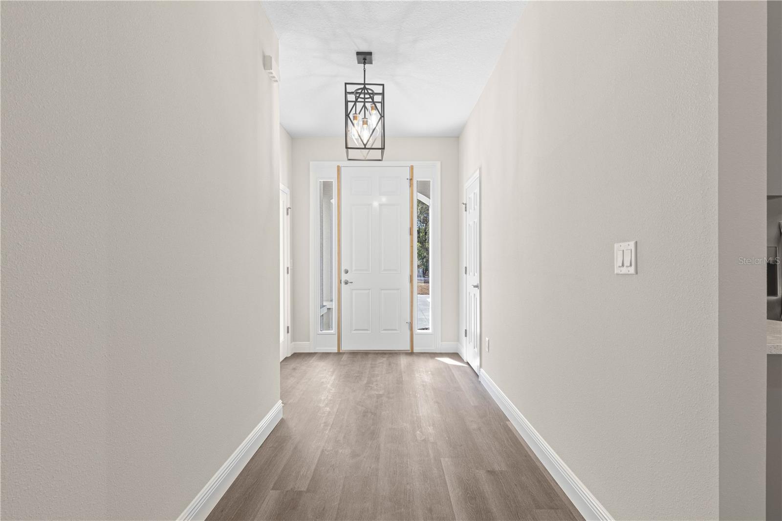 Image 6 of 51 For 12411 71 Lane Road