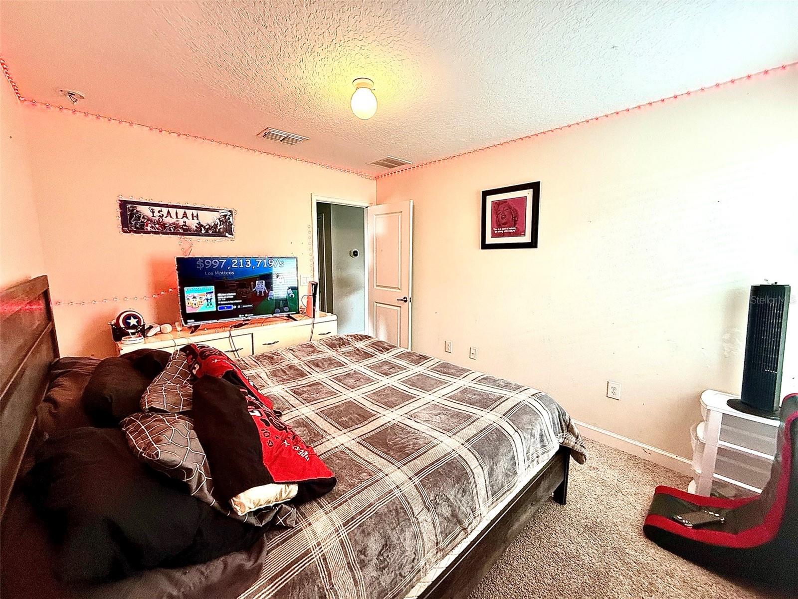 Image 13 of 40 For 4628 Cortland Drive