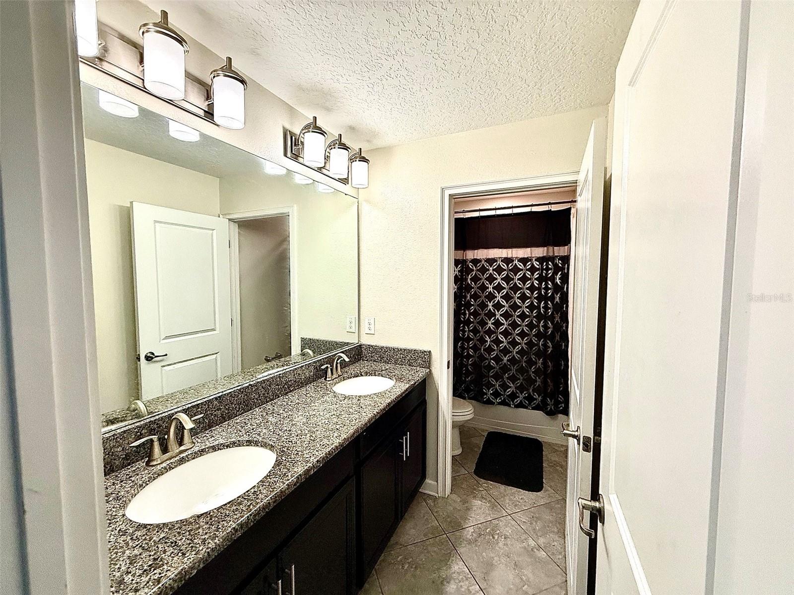 Image 22 of 40 For 4628 Cortland Drive