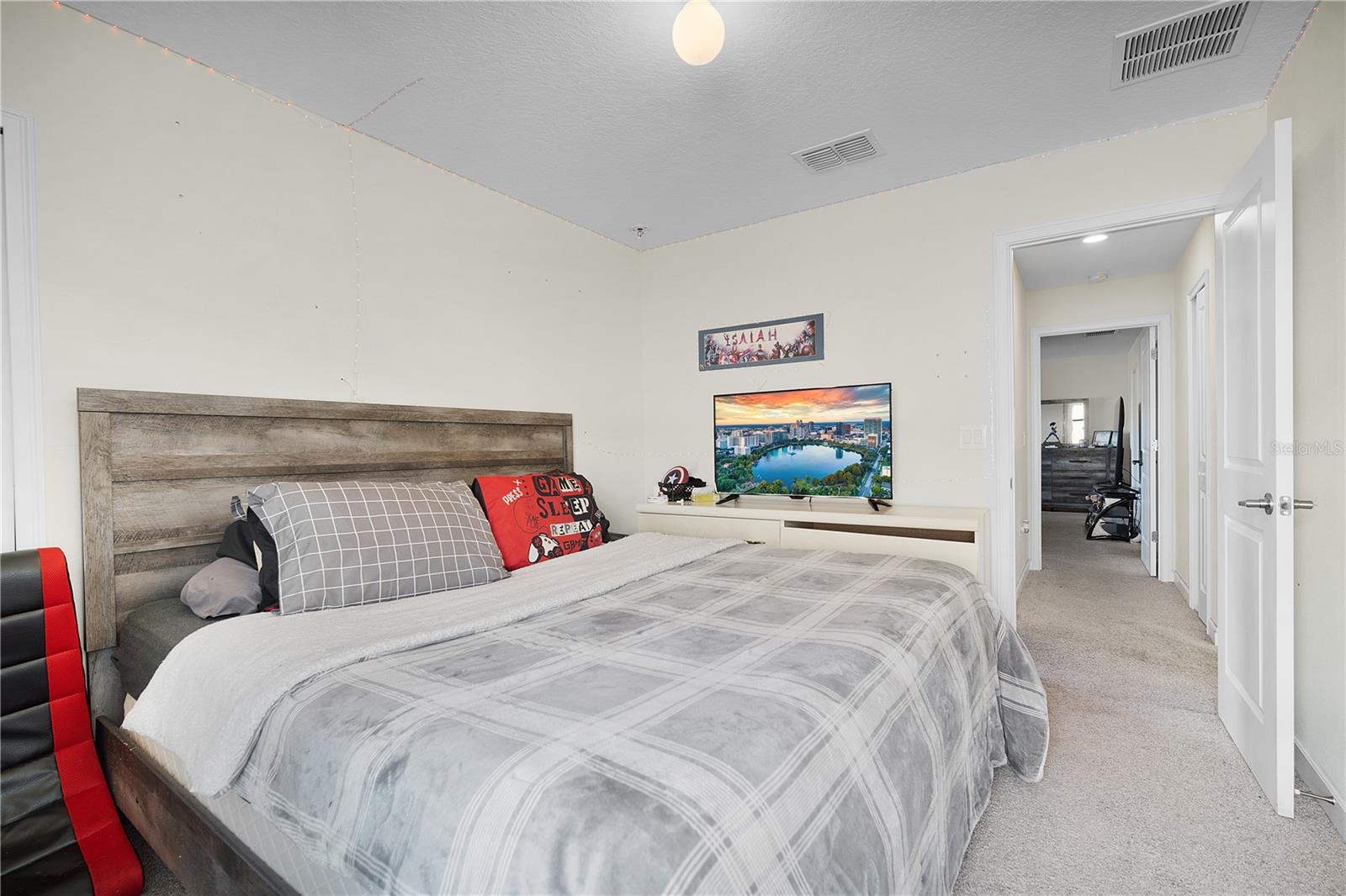 Image 30 of 40 For 4628 Cortland Drive