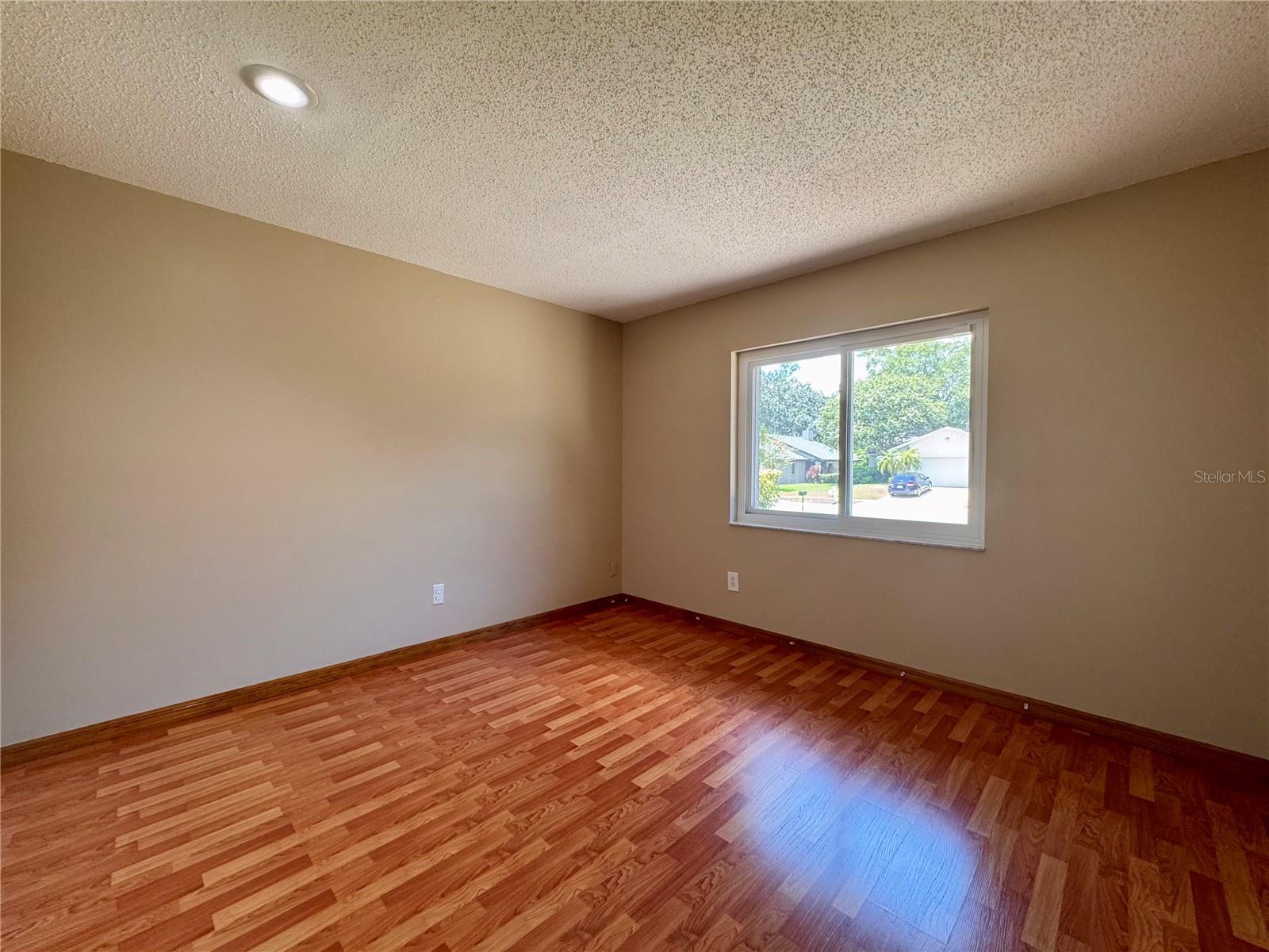 Image 18 of 26 For 657 Airmont Avenue