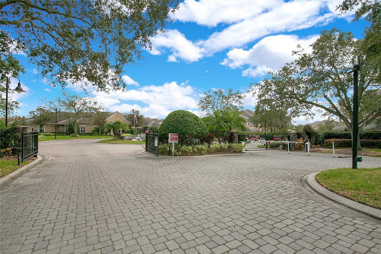 Image 18 of 18 For 14341 Fredricksburg Drive 1005