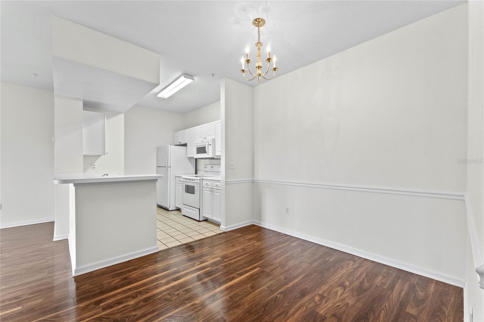 Image 2 of 18 For 14341 Fredricksburg Drive 1005