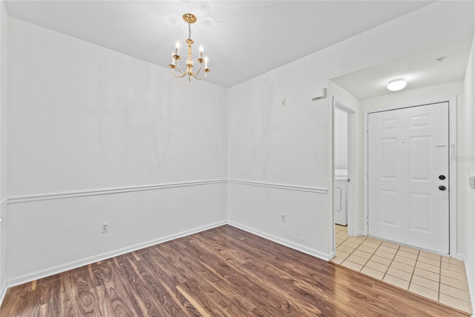Image 8 of 18 For 14341 Fredricksburg Drive 1005