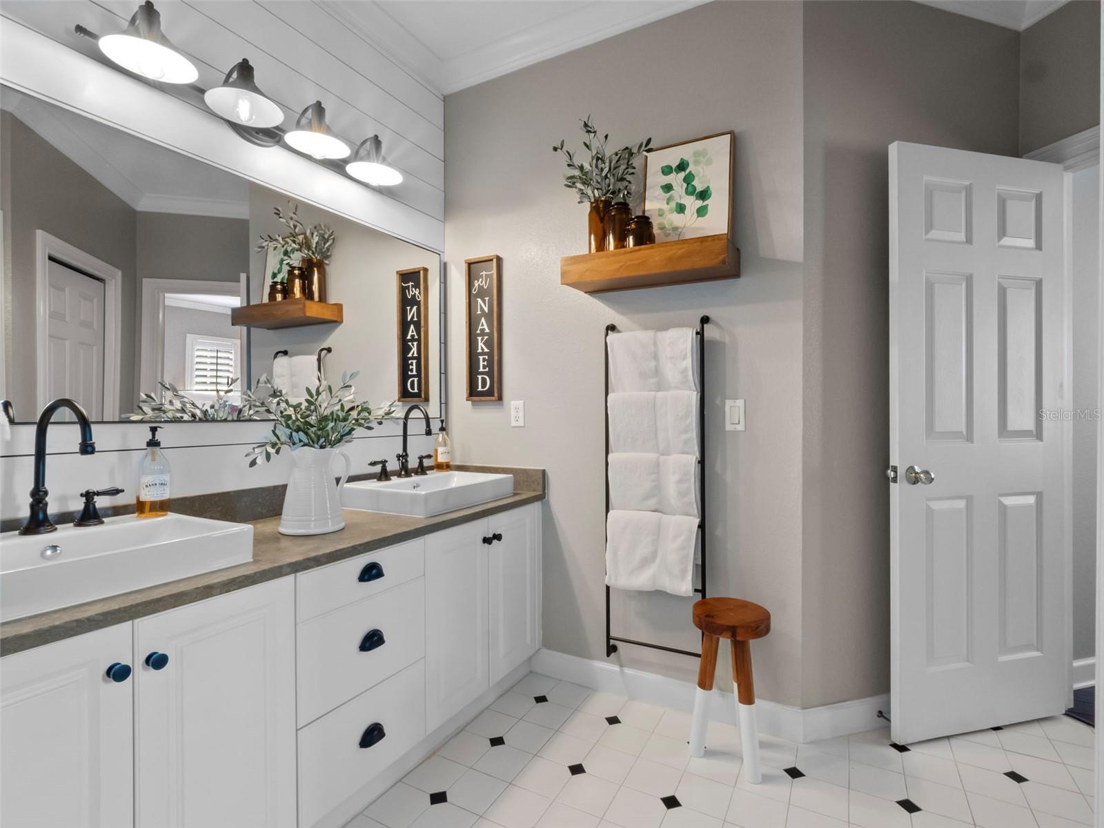 Image 37 of 71 For 2219 Ridgewind Way