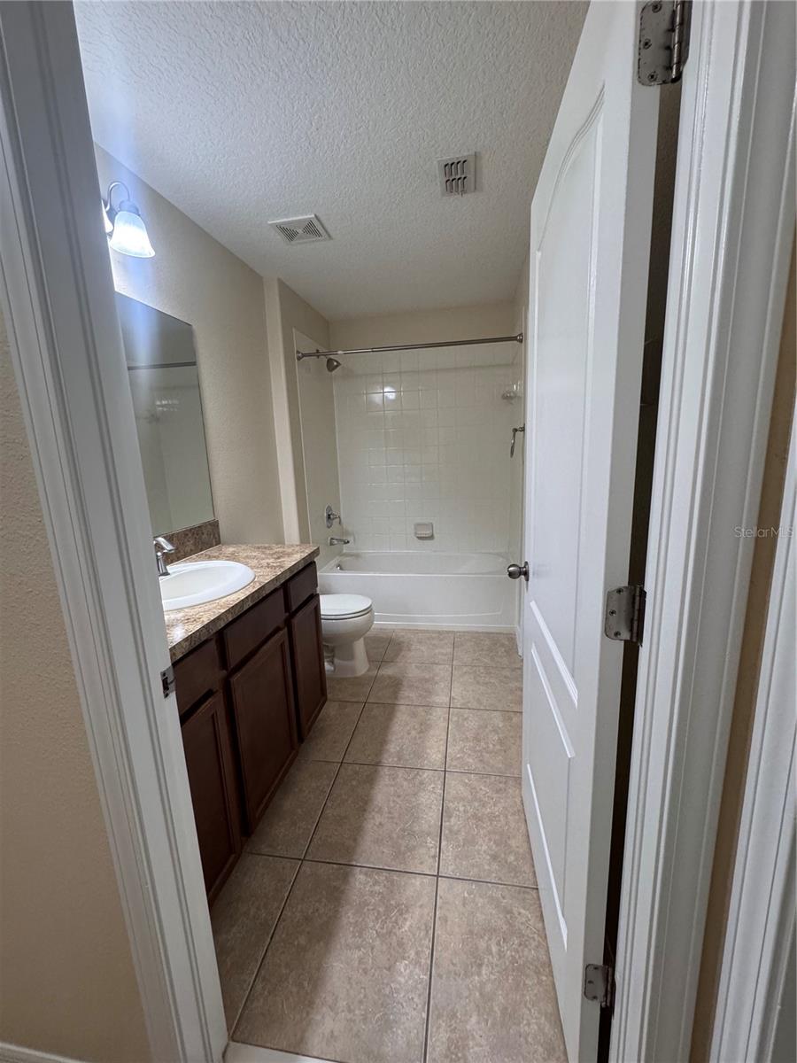Image 10 of 27 For 15511 Campden Street