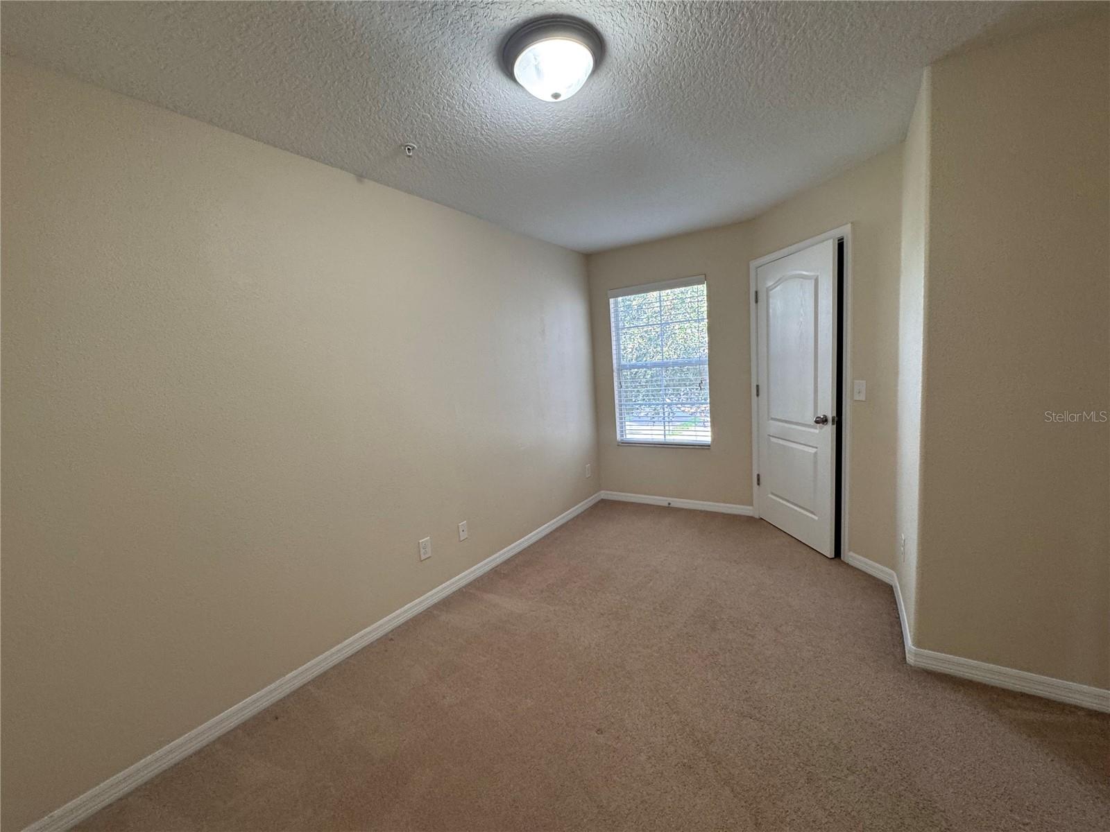 Image 17 of 27 For 15511 Campden Street