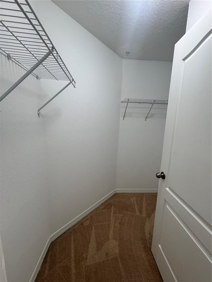 Image 21 of 27 For 15511 Campden Street