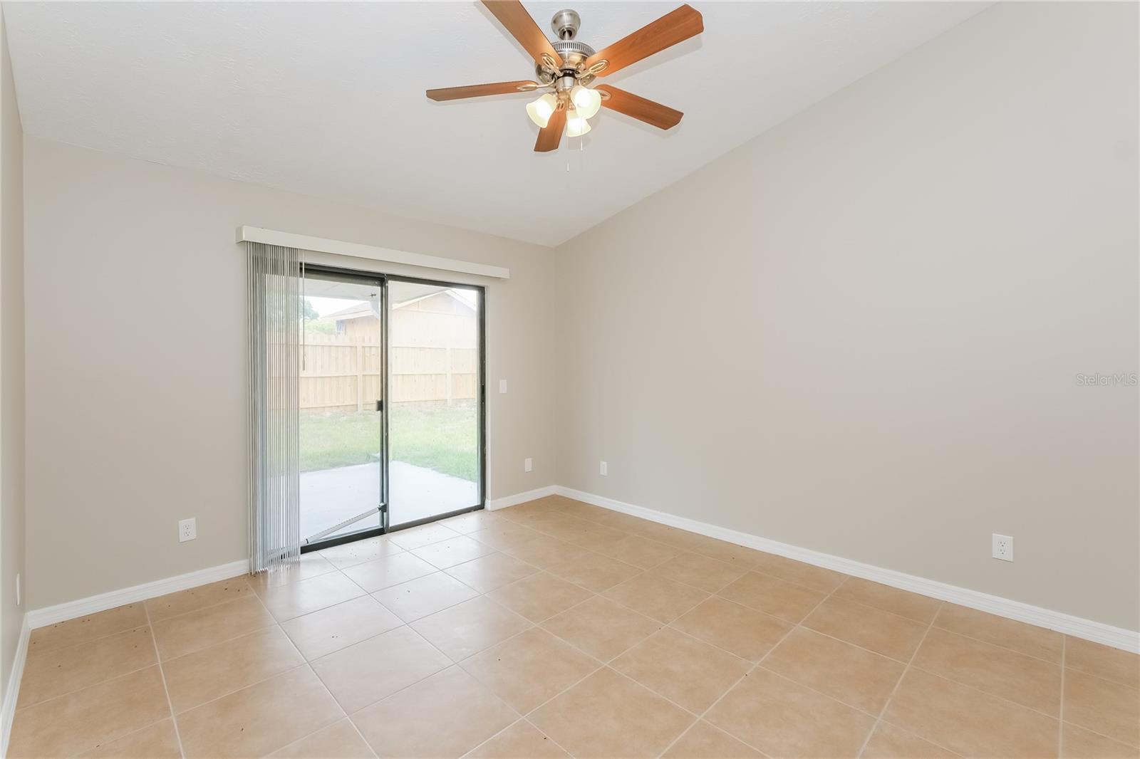 Image 4 of 16 For 1308 Piney Branch Circle