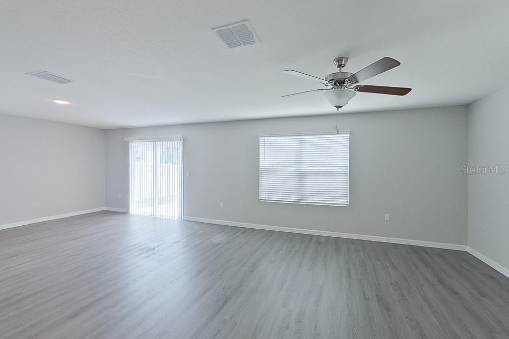 Image 3 of 20 For 8645 44th Court