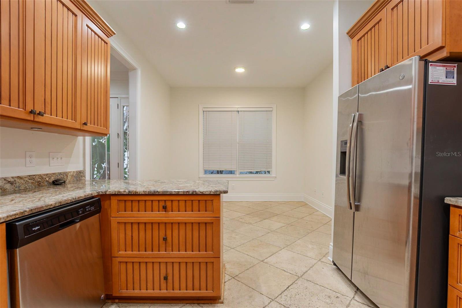 Image 10 of 54 For 1513 Bay Villa Place