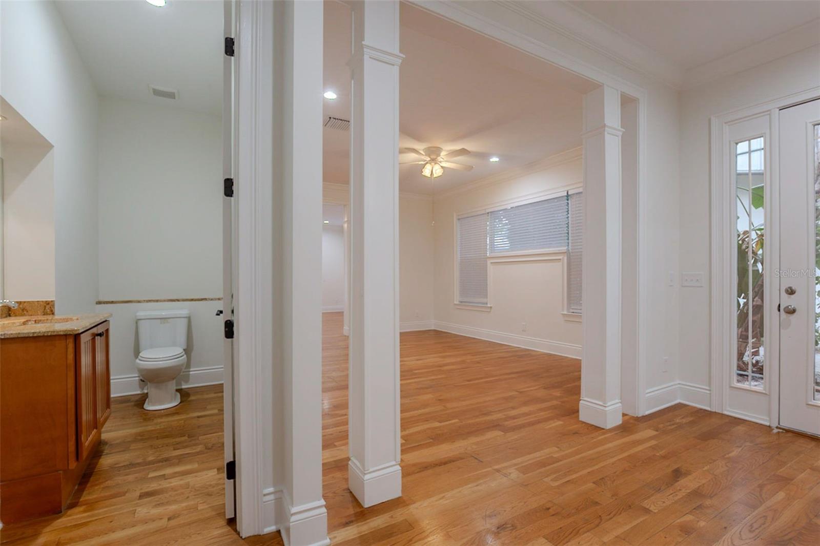 Image 13 of 54 For 1513 Bay Villa Place